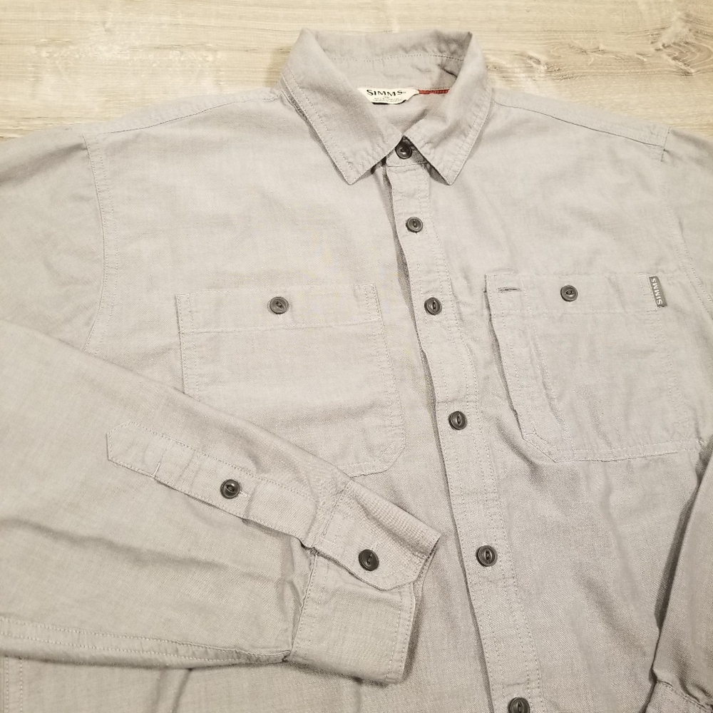 Simms Challenger Mens Button Down Shirt Long Sleeve Gray Size Medium Fishing